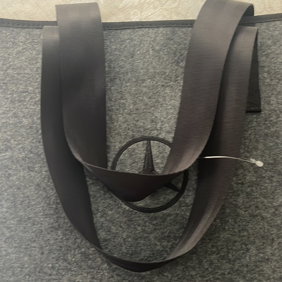 Mercedes Benz Tote Bag - Picture 2 of 9